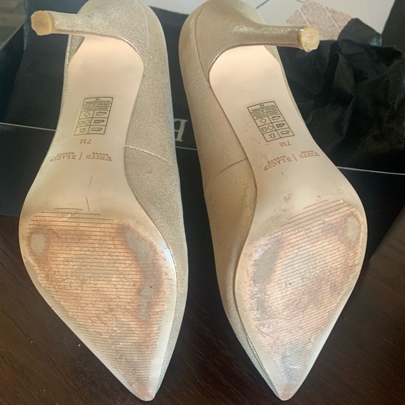 Neutral shimmer 3” heels - Picture 3 of 5